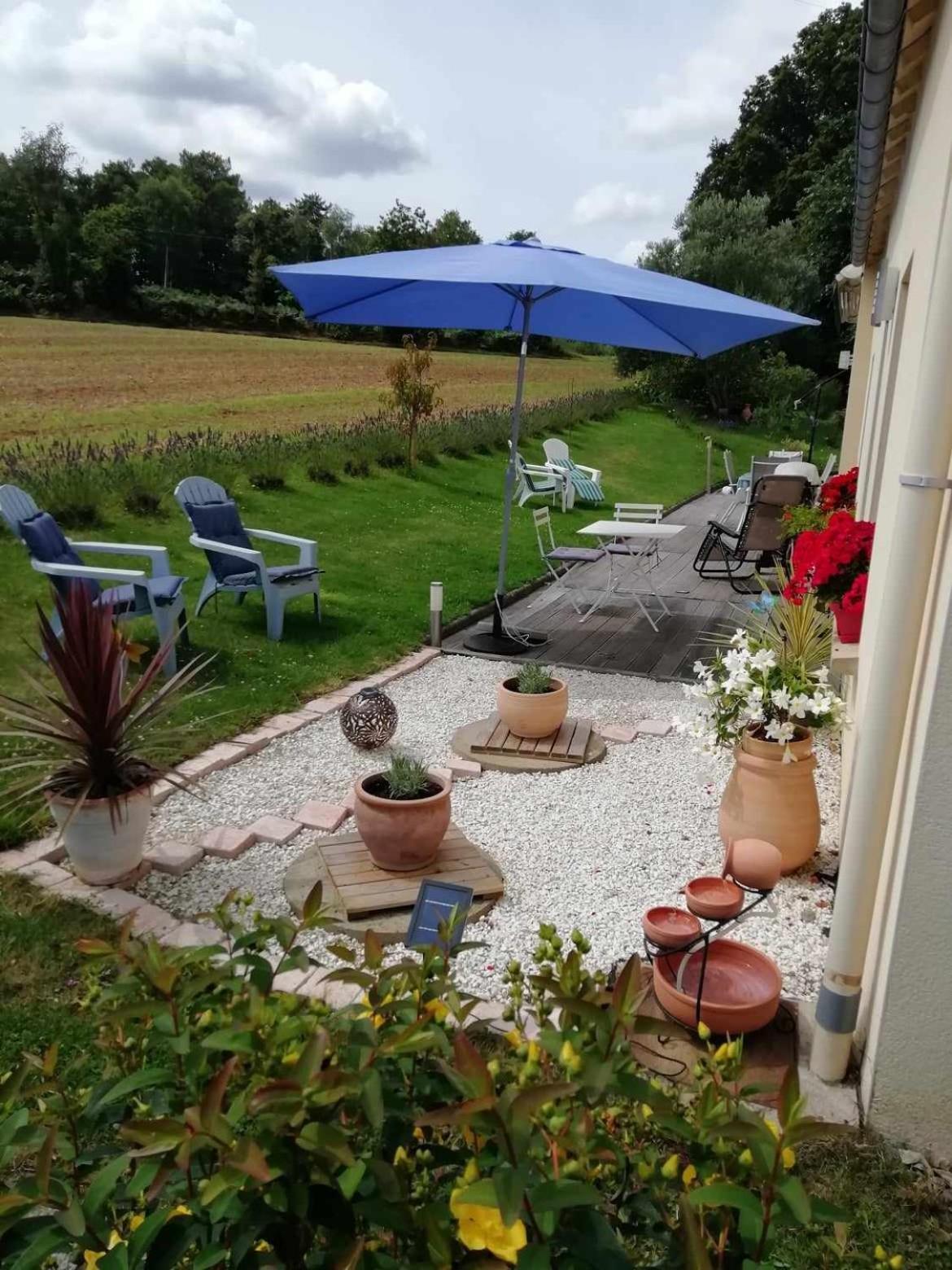 Kerlan Bed & Breakfast Beganne Bagian luar foto